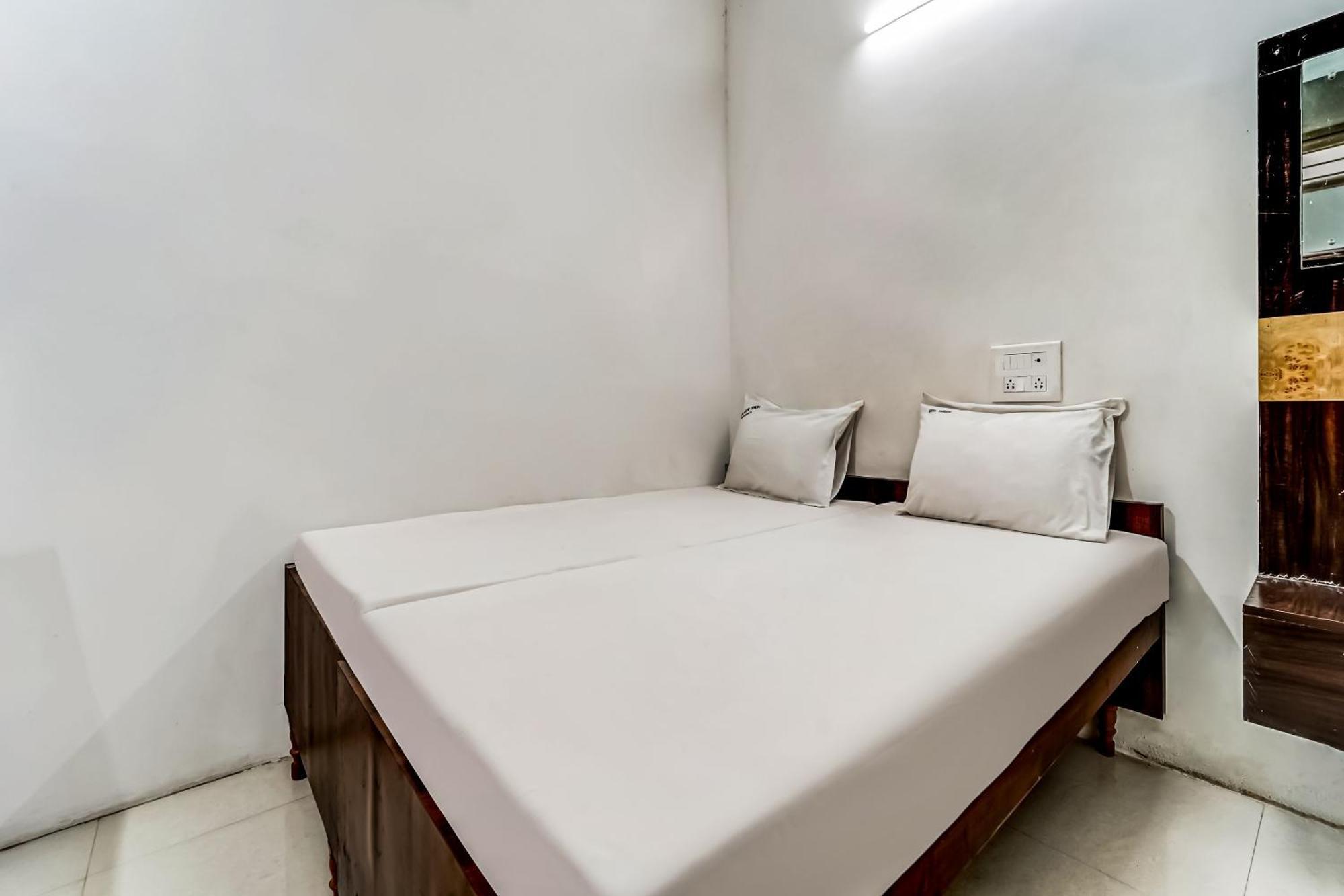 Hotel O Solar Inn Τιρουπάτι Εξωτερικό φωτογραφία