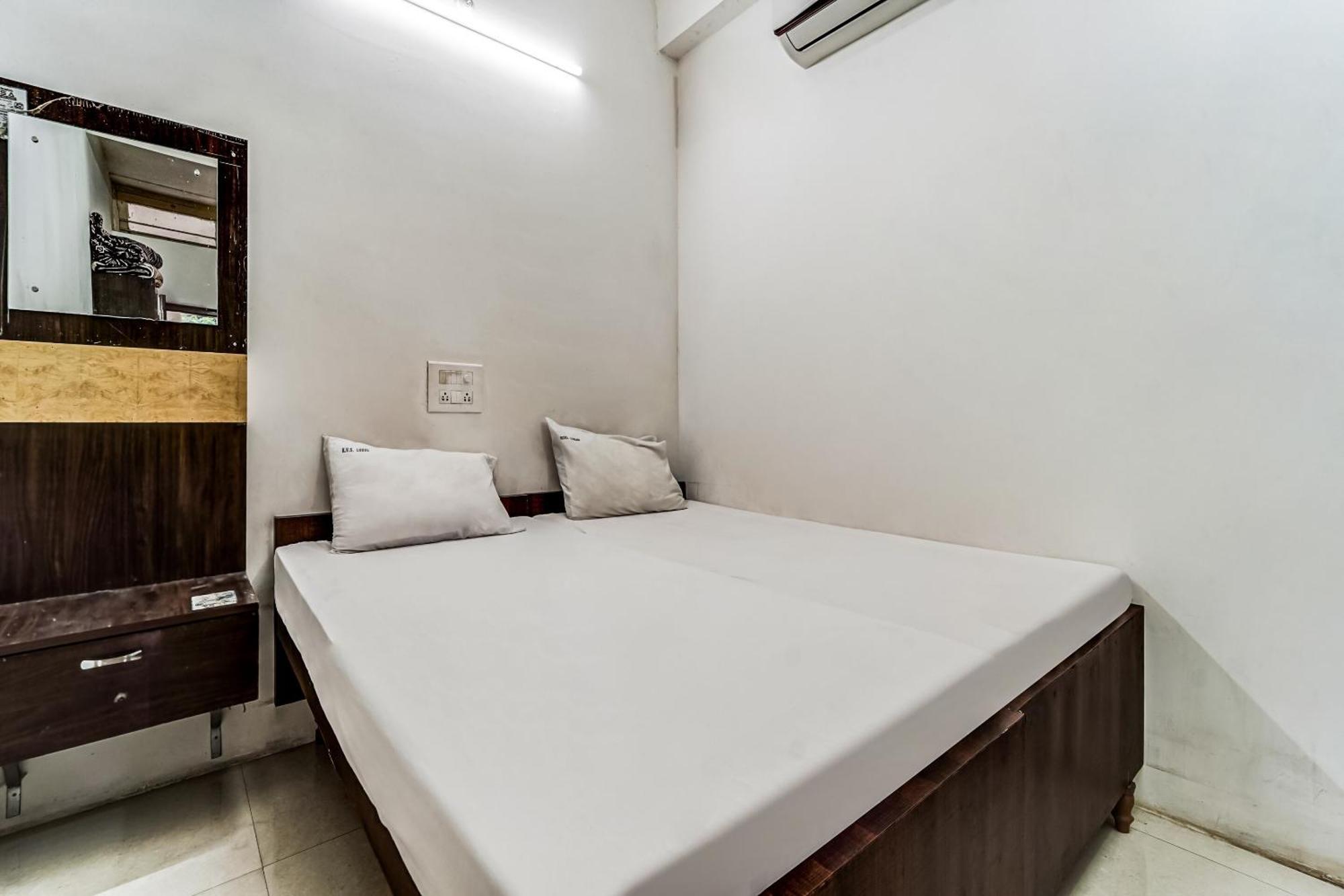 Hotel O Solar Inn Τιρουπάτι Εξωτερικό φωτογραφία